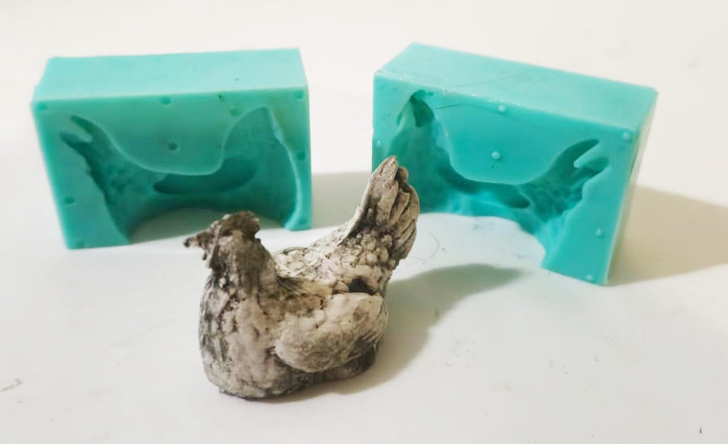 Hen Laying - ( 3D_02 ) 6.5cm x 4.5cm