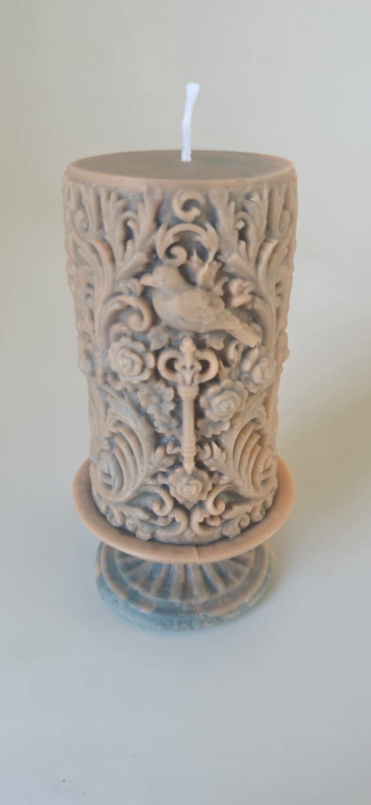 Candle 4 - Grey and Dirty pink 17cm