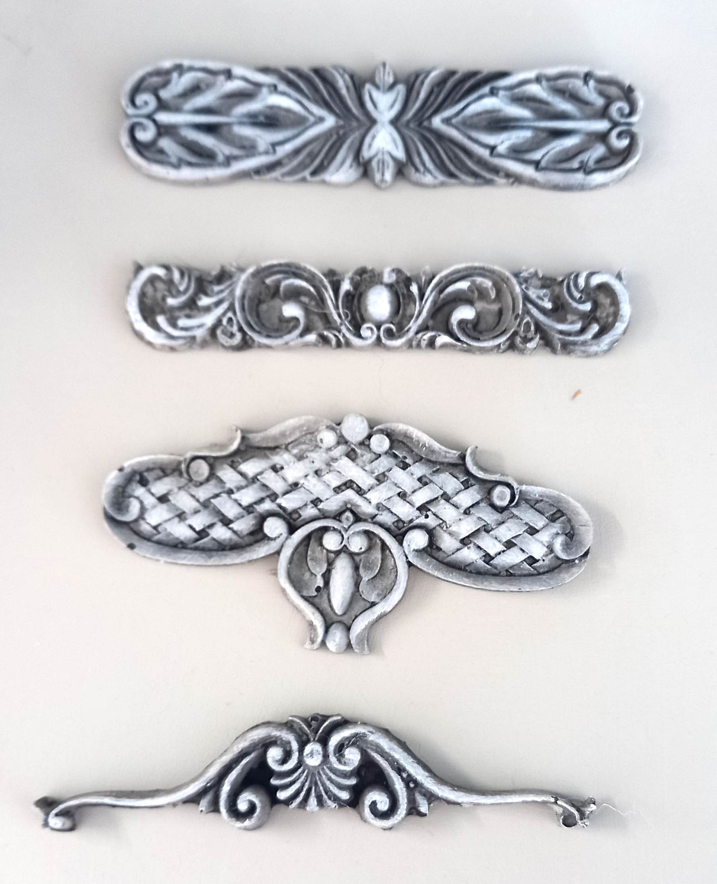 Multiple Silicone Mould - (M_06) 11.2cm x 10cm x 1cm