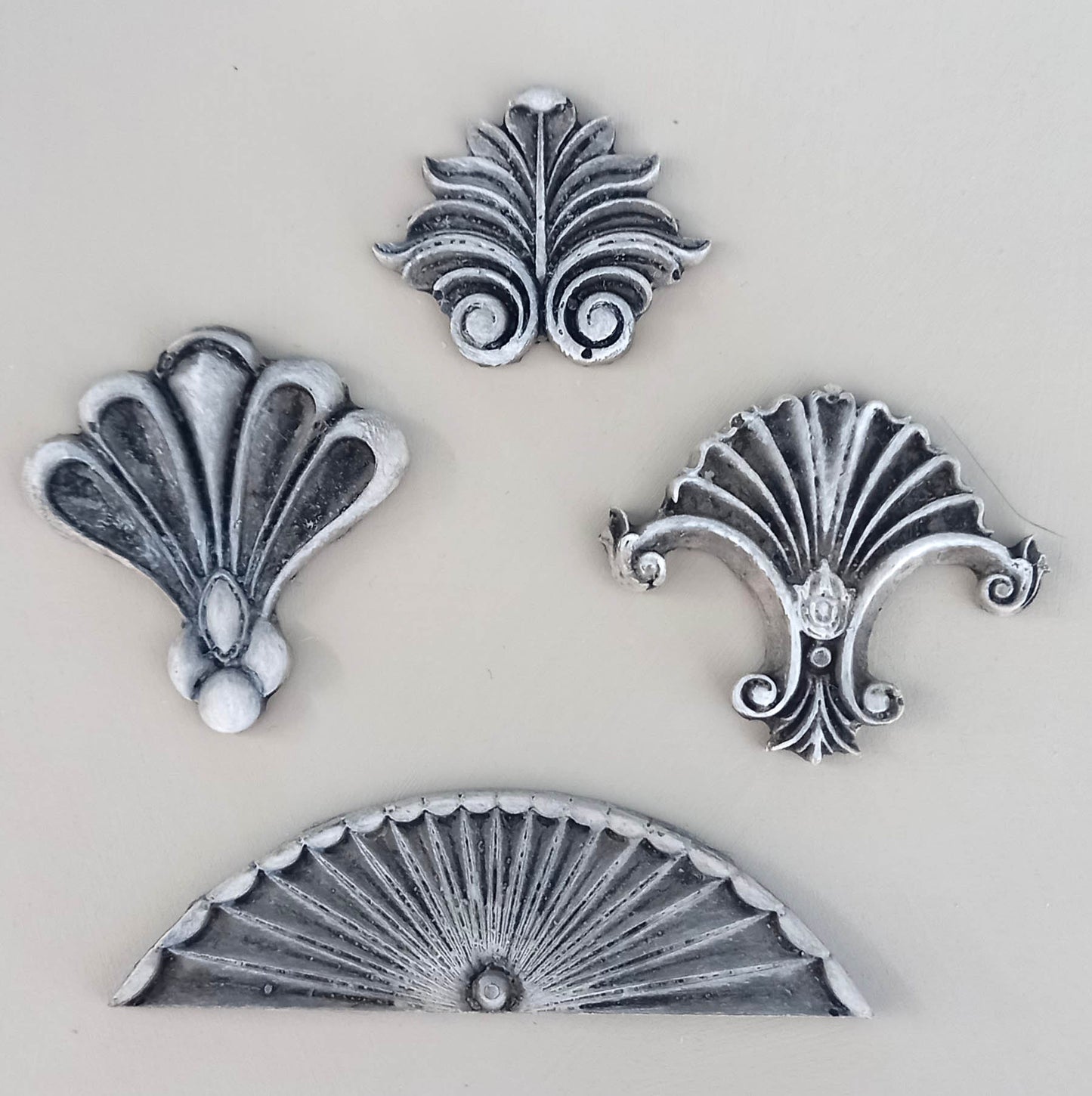 Multiple Silicone Mould - (M_07) 11.2cm x 10cm x 1cm