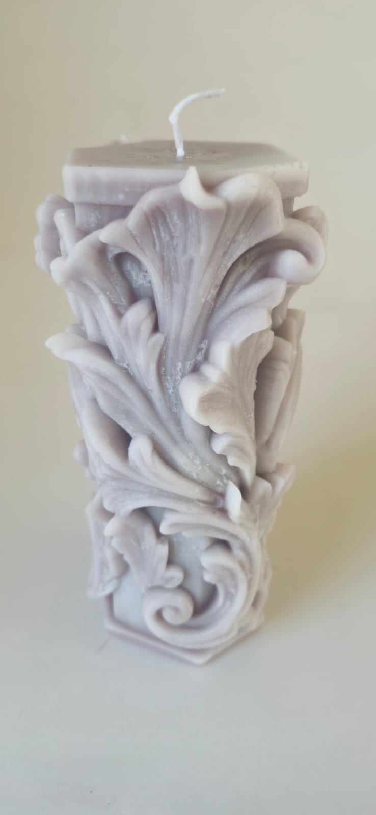 Candle 8 - Grey 20cm