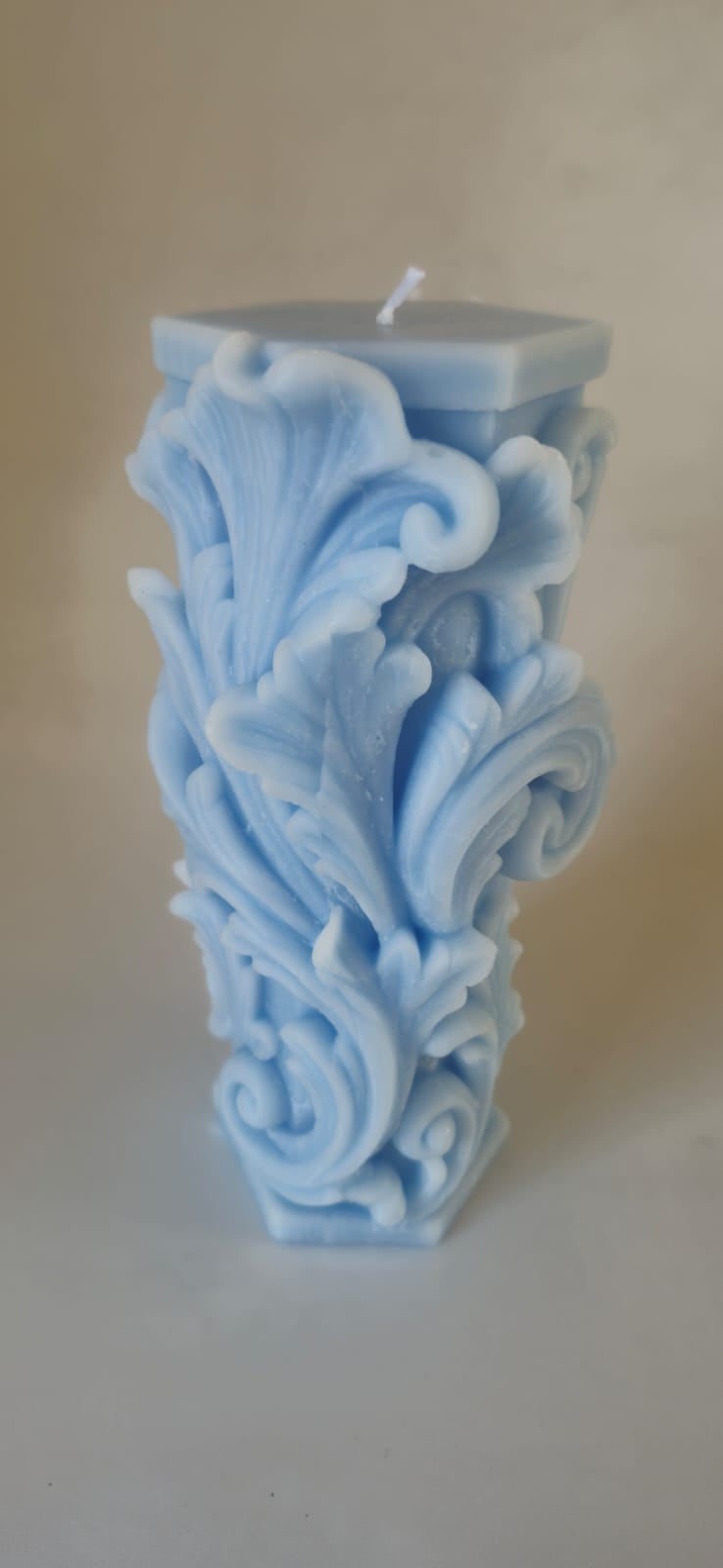Candle 8 - Blue Sky 20cm