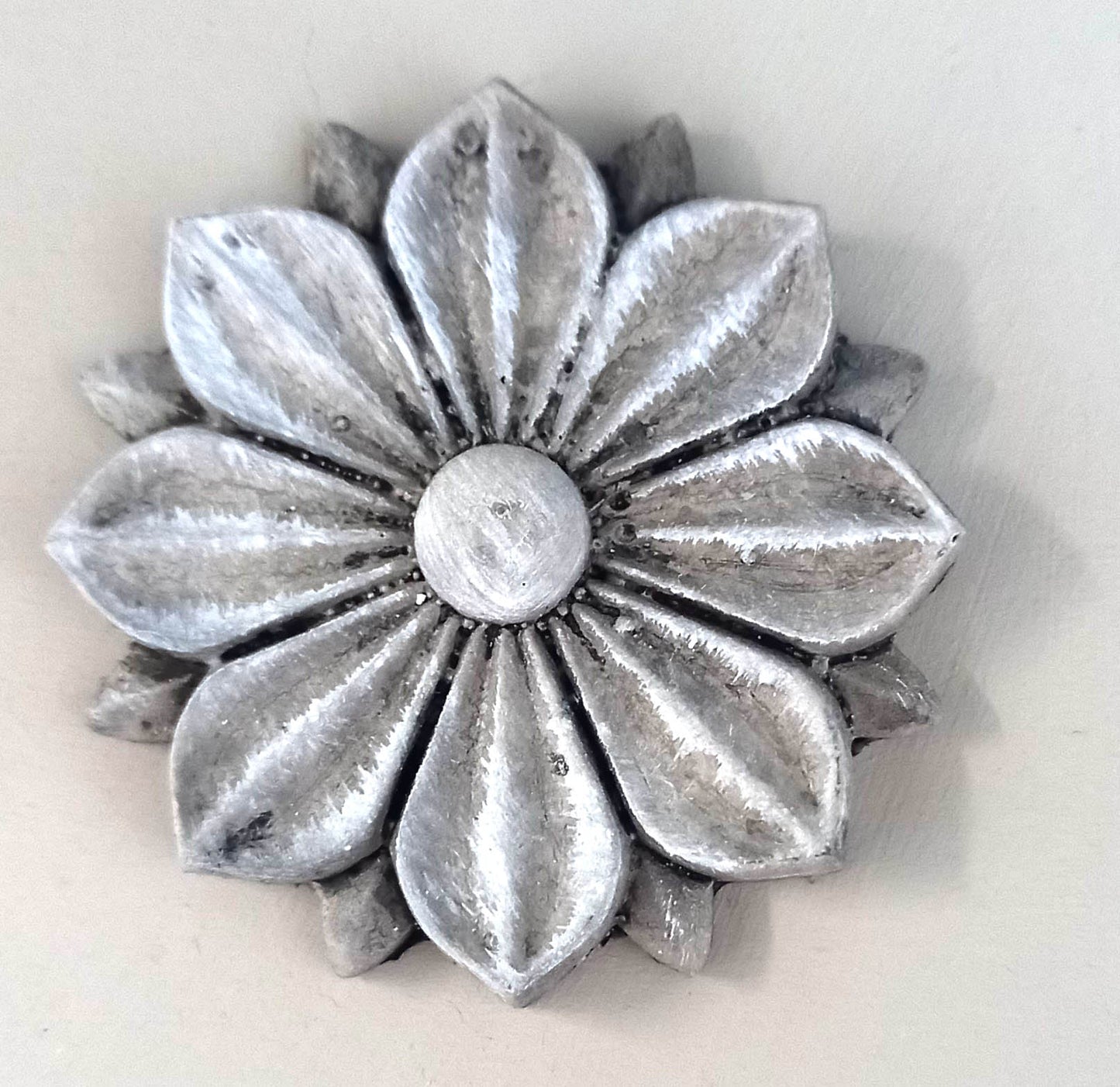 Single Silicone Mould - (S_02) 6cm c 6cm x 1.1cm